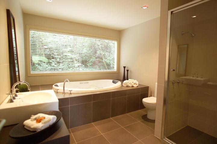 Lochiel Luxury Accommodation Olinda Bagian luar foto
